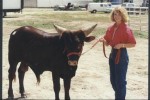 Mindy Gilbert-Richens with show bull